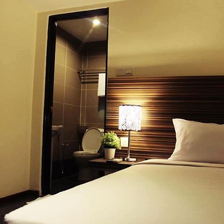 Hotel Sara's Inn, Shah Alam Bagian luar foto