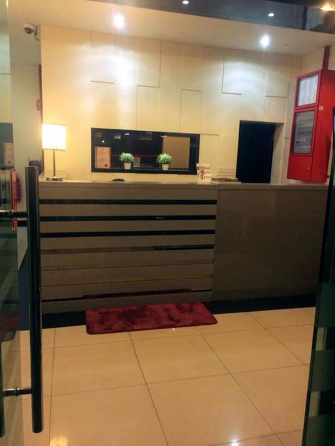 Hotel Sara's Inn, Shah Alam Bagian luar foto