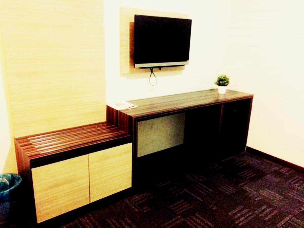 Hotel Sara's Inn, Shah Alam Bagian luar foto